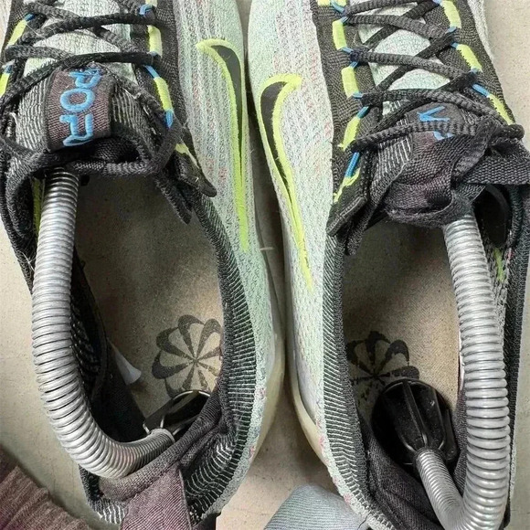 🦈 Nike Air VaporMax Flyknit Next Nature Multicolor Sneakers Size 10.5 - Picture 2 of 11
